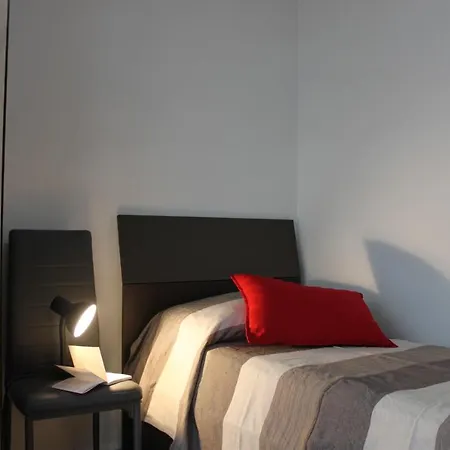 Domus Iuturnae Apartment *